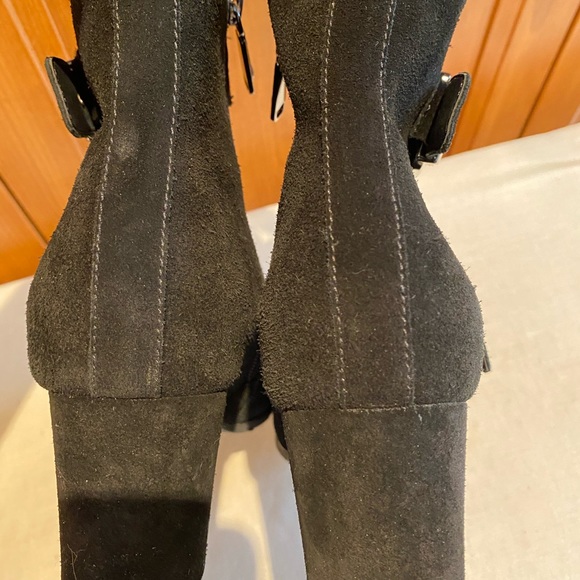 Blondo Daphne Suede Ankle Boots - Picture 4 of 11